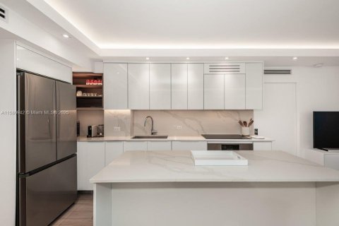 Copropriété à vendre à Miami Beach, Floride: 2 chambres, 89.19 m2 № 1764987 - photo 7