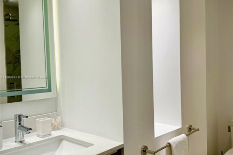 Copropriété à vendre à Miami Beach, Floride: 2 chambres, 89.19 m2 № 1764987 - photo 20