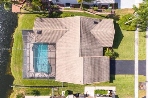 Villa ou maison à vendre à Plantation, Floride: 4 chambres, 221.85 m2 № 1976888 - photo 28