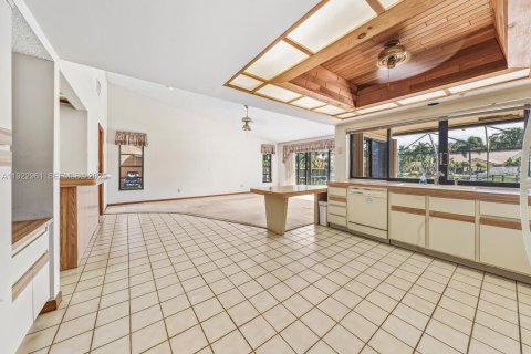 Villa ou maison à vendre à Plantation, Floride: 4 chambres, 221.85 m2 № 1976888 - photo 16