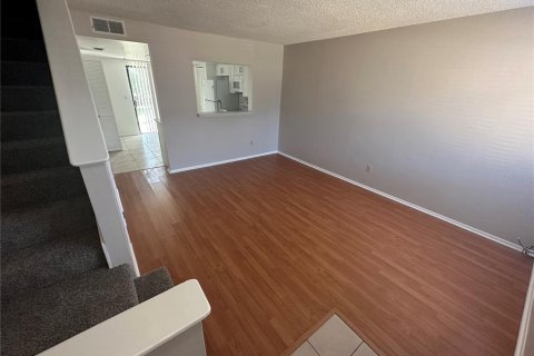Townhouse in Orlando, Florida 2 bedrooms, 89.19 sq.m. № 1894818 - photo 3