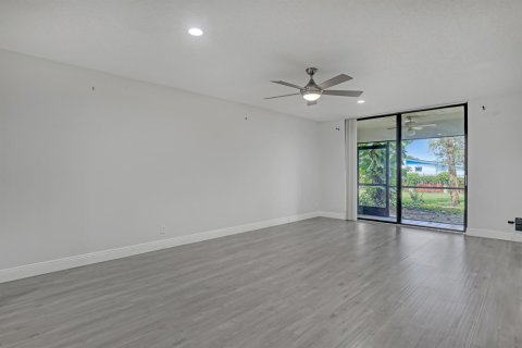 Copropriété à louer à Lake Worth, Floride: 2 chambres, 94.76 m2 № 2191158 - photo 10