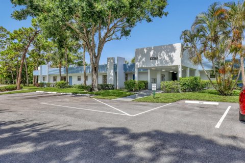 Copropriété à louer à Lake Worth, Floride: 2 chambres, 94.76 m2 № 2191158 - photo 2