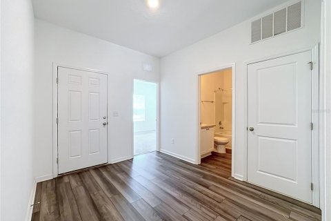 House in Ruskin, Florida 4 bedrooms, 178.93 sq.m. № 2208991 - photo 16