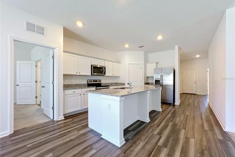 House in Ruskin, Florida 4 bedrooms, 178.93 sq.m. № 2208991 - photo 9