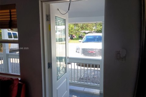 Casa en venta en Key Largo, Florida, 2 dormitorios, 90.67 m2 № 1983746 - foto 15