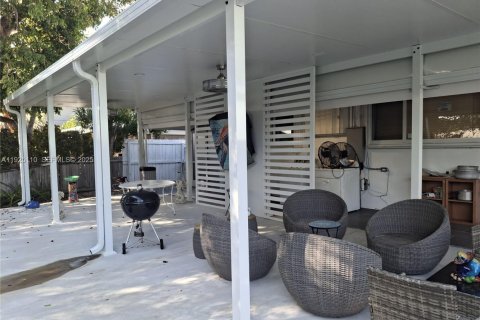 Купить виллу или дом в Ки-Ларго, Флорида 2 спальни, 90.67м2, № 1983746 - фото 24