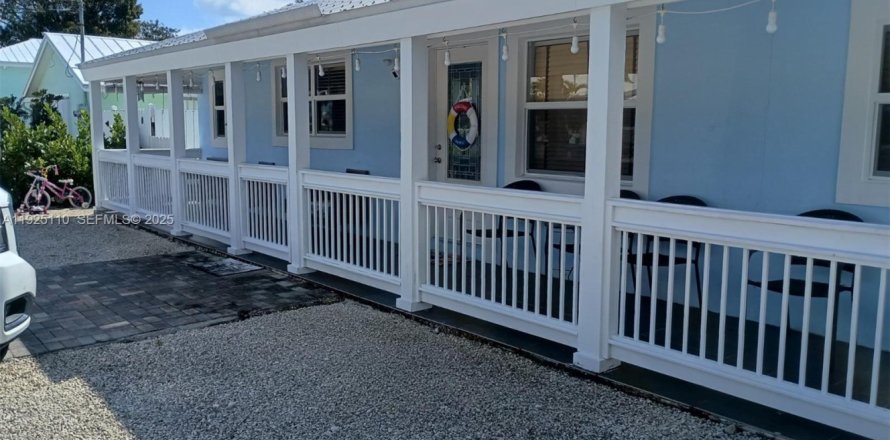 Casa en Key Largo, Florida 2 dormitorios, 90.67 m2 № 1983746