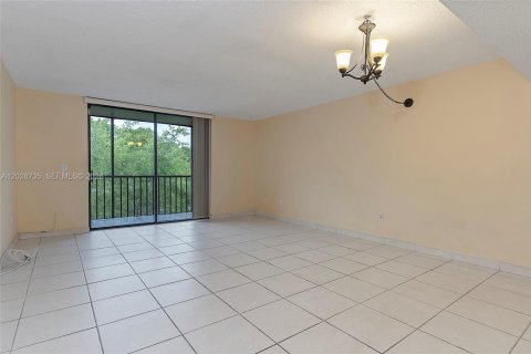 Copropriété à louer à Miami, Floride: 2 chambres, 89.65 m2 № 2184784 - photo 8
