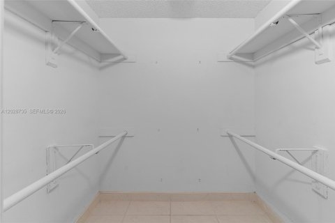 Copropriété à louer à Miami, Floride: 2 chambres, 89.65 m2 № 2184784 - photo 27