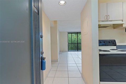 Copropriété à louer à Miami, Floride: 2 chambres, 89.65 m2 № 2184784 - photo 3