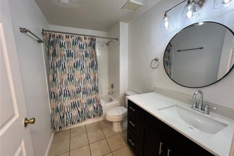 Condo in Orlando, Florida, 3 bedrooms  № 1840243 - photo 17