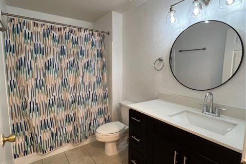 Condo in Orlando, Florida, 3 bedrooms  № 1840243 - photo 16