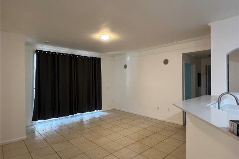 Condo in Orlando, Florida, 3 bedrooms  № 1840243 - photo 2