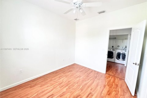 Casa en alquiler en Homestead, Florida, 3 dormitorios, 153.47 m2 № 2059490 - foto 18