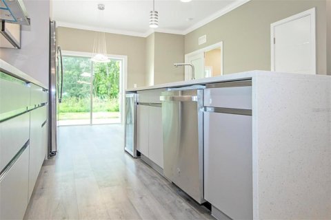 Townhouse in Davenport, Florida 4 bedrooms, 206.61 sq.m. № 2113818 - photo 25