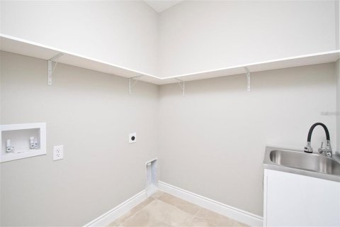 Townhouse in Davenport, Florida 4 bedrooms, 206.61 sq.m. № 2113818 - photo 28