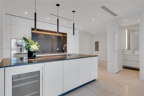 Купить кондоминиум в Майами, Флорида 2 спальни, 169.92м2, № 2034797 - фото 18