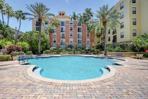 Copropriété à vendre à West Palm Beach, Floride: 2 chambres, 120.68 m2 № 1127922 - photo 1