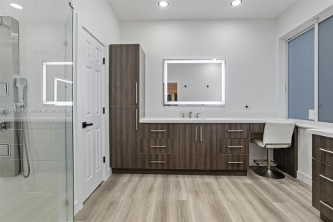 Villa ou maison à vendre à Pembroke Pines, Floride: 5 chambres, 313.55 m2 № 1830261 - photo 15
