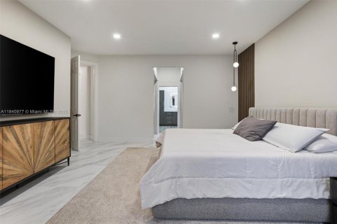 Villa ou maison à vendre à Pembroke Pines, Floride: 5 chambres, 313.55 m2 № 1830261 - photo 14
