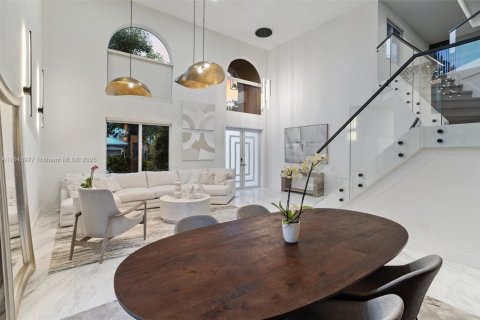 Villa ou maison à vendre à Pembroke Pines, Floride: 5 chambres, 313.55 m2 № 1830261 - photo 8