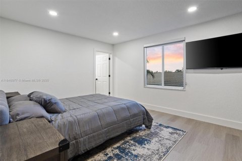 Villa ou maison à vendre à Pembroke Pines, Floride: 5 chambres, 313.55 m2 № 1830261 - photo 27