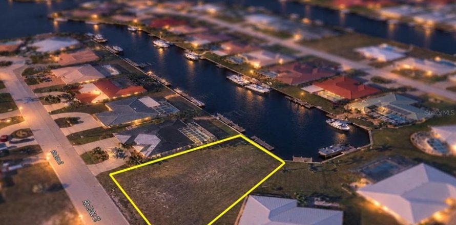 Terrain à Punta Gorda, Floride № 2429523