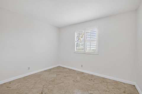Copropriété à vendre à Oakland Park, Floride: 2 chambres, 107.77 m2 № 2077755 - photo 13