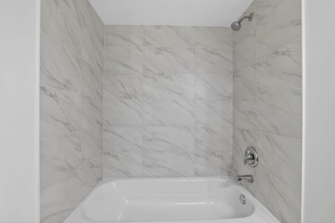 Copropriété à vendre à Oakland Park, Floride: 2 chambres, 107.77 m2 № 2077755 - photo 19