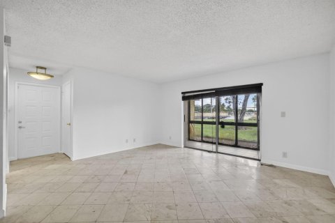 Copropriété à vendre à Oakland Park, Floride: 2 chambres, 107.77 m2 № 2077755 - photo 11