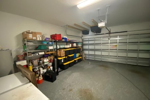 Touwnhouse à louer à Homestead, Floride: 4 chambres, 183.95 m2 № 2042281 - photo 14