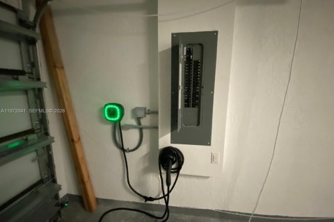 Touwnhouse à louer à Homestead, Floride: 4 chambres, 183.95 m2 № 2042281 - photo 16