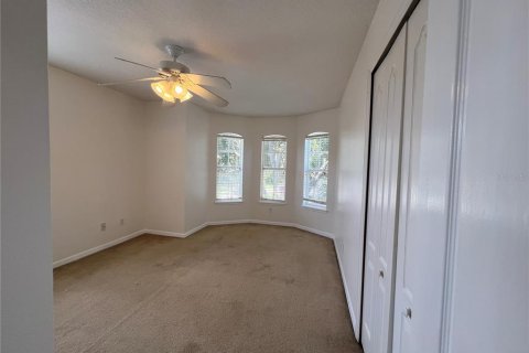 Villa ou maison à louer à Apopka, Floride: 4 chambres, 210.61 m2 № 2356248 - photo 25
