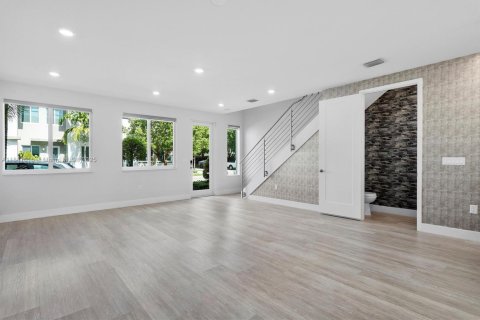 Townhouse in LANDMARK in Doral, Florida 3 bedrooms, 151.24 sq.m. № 1839197 - photo 12
