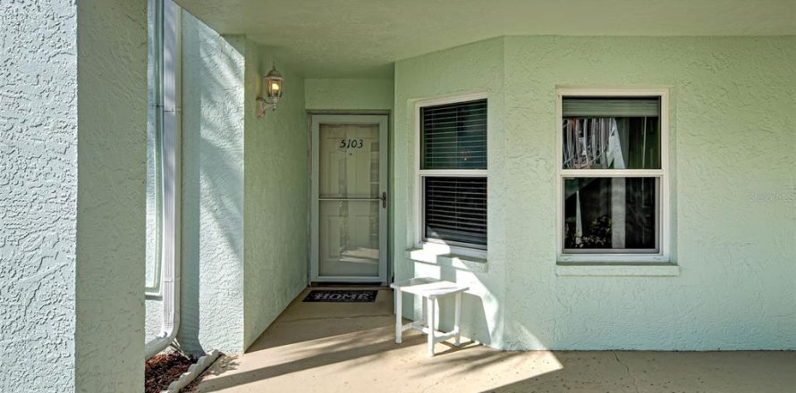 Condo in North Port, Florida, 2 bedrooms  № 1780478