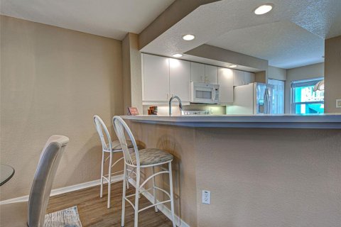 Condo in North Port, Florida, 2 bedrooms  № 1780478 - photo 14