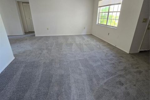 Casa en alquiler en Palm Harbor, Florida, 2 dormitorios, 106.37 m2 № 1902314 - foto 3