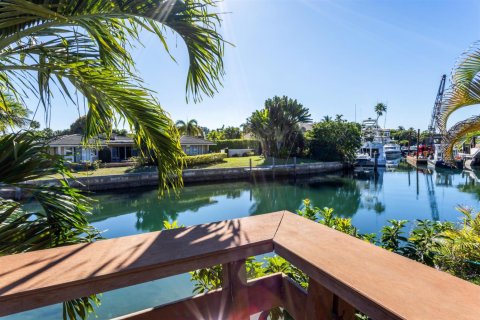 Casa en venta en Boca Raton, Florida, 4 dormitorios, 370.96 m2 № 2243948 - foto 27