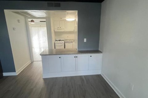 Condominio en alquiler en Altamonte Springs, Florida, 1 dormitorio, 46.08 m2 № 2107557 - foto 6