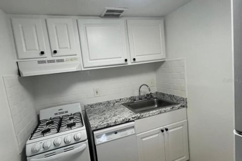 Condominio en alquiler en Altamonte Springs, Florida, 1 dormitorio, 46.08 m2 № 2107557 - foto 5