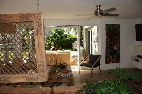 Villa ou maison à vendre à Boca Raton, Floride: 3 chambres, 177.72 m2 № 2262898 - photo 15
