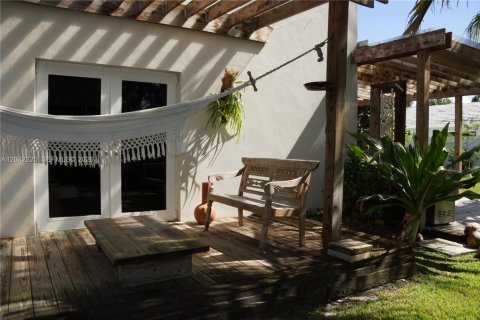 Villa ou maison à vendre à Boca Raton, Floride: 3 chambres, 177.72 m2 № 2262898 - photo 28