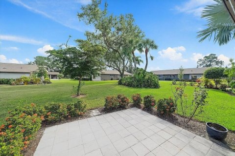 Villa ou maison à vendre à Sarasota, Floride: 2 chambres, 121.52 m2 № 2420395 - photo 9