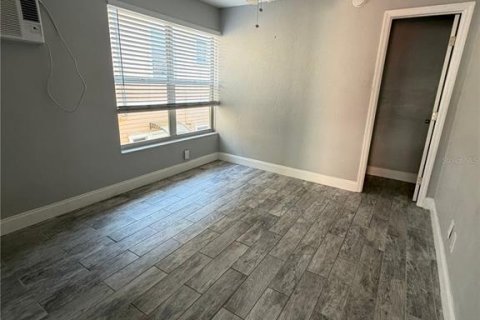 Immobilier commercial à vendre à Saint Petersburg, Floride: 275.55 m2 № 2415172 - photo 14