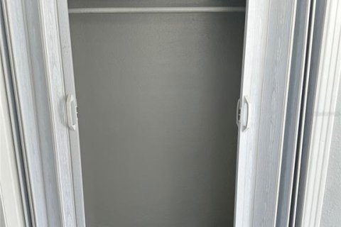 Immobilier commercial à vendre à Saint Petersburg, Floride: 275.55 m2 № 2415172 - photo 24