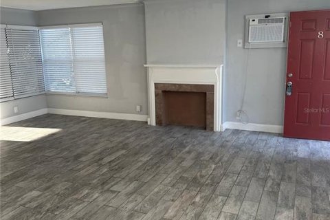 Immobilier commercial à vendre à Saint Petersburg, Floride: 275.55 m2 № 2415172 - photo 18