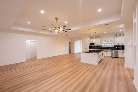 House in Dunnellon, Florida 4 bedrooms, 186.83 sq.m. № 1894623 - photo 28
