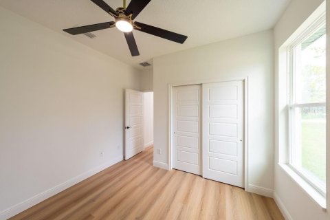 House in Dunnellon, Florida 4 bedrooms, 186.83 sq.m. № 1894623 - photo 9