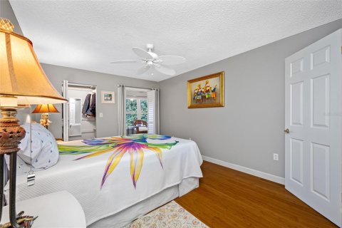 Condo in Saint Petersburg, Florida, 1 bedroom  № 1894611 - photo 24